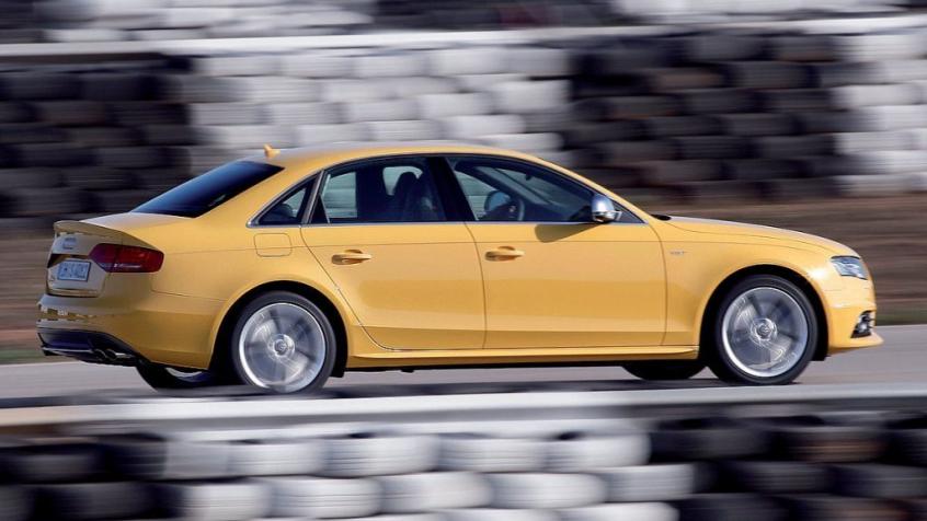 Audi A4 B8 S4 Limousine 3.0 TFSI 333KM 245kW 2009-2011