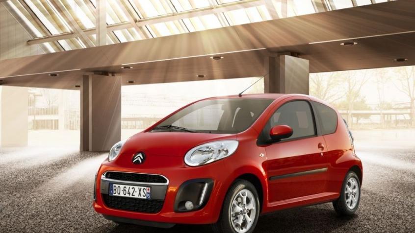 Citroen C1 I Hatchback 3d Facelifting 2012 1.0 i 68KM 50kW od 2012