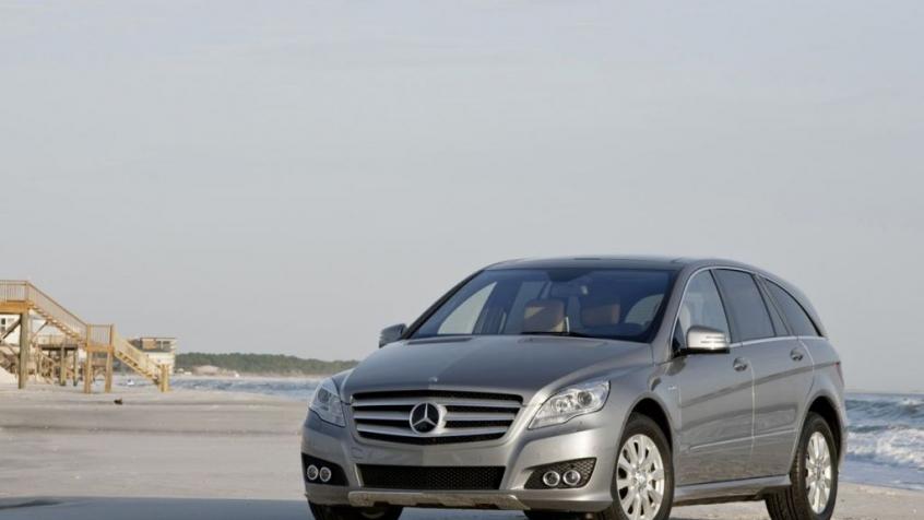 Mercedes Klasa R Off-roader Facelifting 500 4MATIC 388KM 285kW 2010-2012