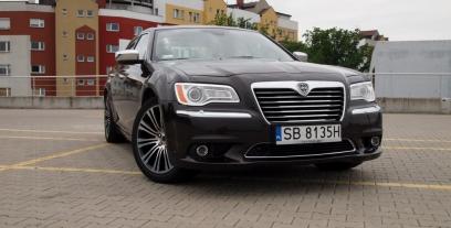 Lancia Thema II Sedan 3.0 V6 239KM 176kW 2011-2013