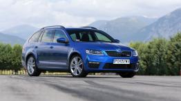 Skoda Octavia III RS Kombi 2.0 TSI (2013) - widok z przodu
