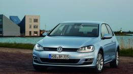 Volkswagen Golf VII TDI BlueMotion (2013) - widok z przodu