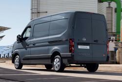 Nissan Interstar III Furgon L4