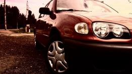 Toyota Corolla VIII Hatchback 2.0D D-4D 90KM 66kW 2000-2002