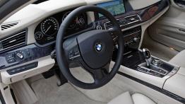 BMW Seria 7 L  F02 - kierownica