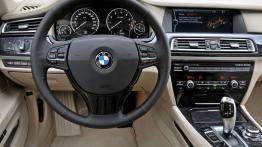 BMW Seria 7 L  F02 - kokpit