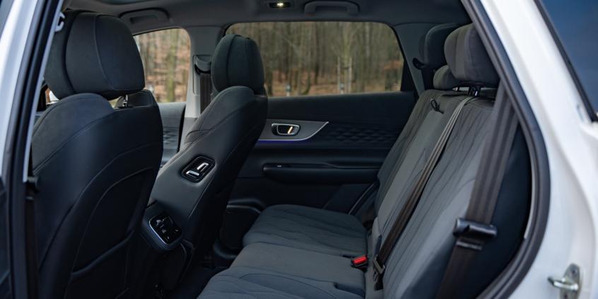 Porównanie: JAC JS8 Pro 1.5 T-GDI DCT vs Chery Tiggo 8 1.6 T-GDI DCT Prestige. Sprawdzam 7-osobowe chińskie SUV-y