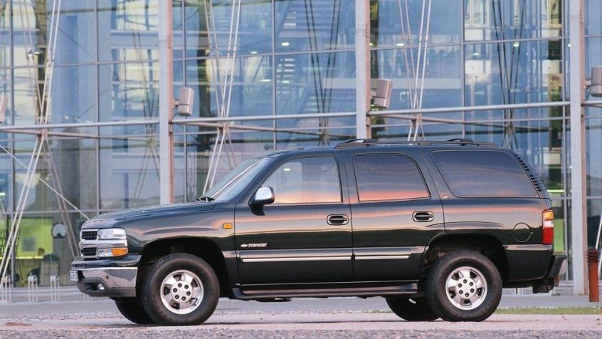 Chevrolet Tahoe GMT840 4.8 i V8 278KM 204kW 1999-2004