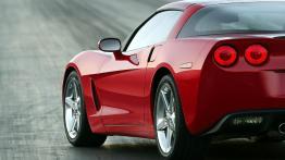 Chevrolet Corvette C6 2004 - widok z tyłu