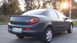 Powiew Ameryki za rozsądną kwotę - Chrysler Neon (1999-2004)