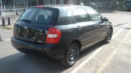 Kia Cerato Hatchback 2.0 i 16V 143KM 105kW od 2004