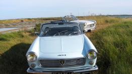 Peugeot 404 - przód - reflektory wyłączone