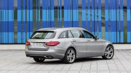Mercedes klasy C 350 Plug-In Hybrid kombi (S 205) - widok z tyłu
