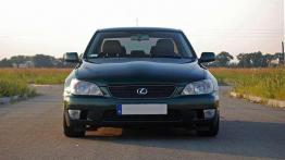 Japońskie BMW - Lexus IS (1999-2005)