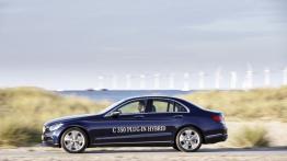 Mercedes klasy C 350 Plug-In Hybrid sedan (W 205) - lewy bok