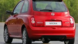 Nissan Micra 2005 - widok z tyłu