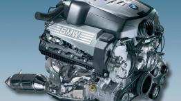 BMW Seria 7 E65 2005 - silnik solo