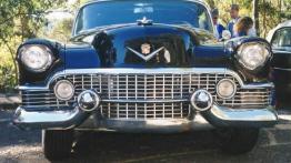 Cadillac DeVille XII 4.6 i V8 32V DHS 279KM 205kW 1999-2006