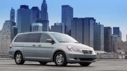Honda Odyssey Touring 2006 - prawy bok