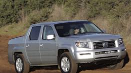 Honda Ridgeline 2006 - prawy bok