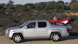 Honda Ridgeline 2006 - lewy bok