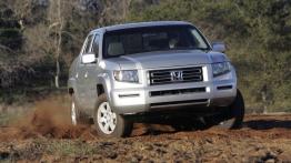 Honda Ridgeline 2006 - widok z przodu