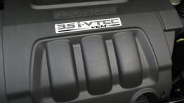 Honda Odyssey Touring 2006 - maska otwarta