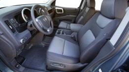 Honda Ridgeline 2006 - widok ogólny wnętrza z przodu