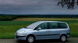 Peugeot 807 - lewy bok