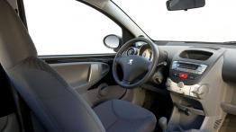 Peugeot 107 - kokpit