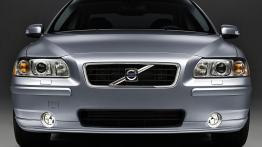 Volvo S60 2007 - widok z przodu