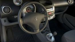 Peugeot 107 - pełny panel przedni