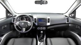 Peugeot 4007 2007 - pełny panel przedni