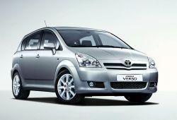 Toyota Corolla Verso E120 2.0 D-4D 116KM 85kW 2004-2007