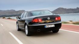 Volkswagen Phaeton 2007 - widok z tyłu