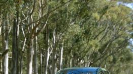 Peugeot 307 - przód - reflektory włączone