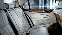 Jaguar XJ 2007 - tylna kanapa