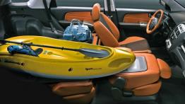 Kia Sportage 2007 - tylna kanapa złożona, widok z boku