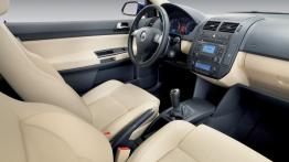 Volkswagen Polo 2007 - kokpit