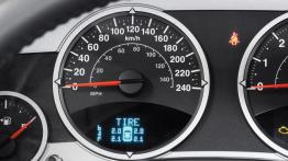 Jeep Compass 2007 - prędkościomierz