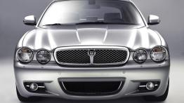 Jaguar XJ 2007 - widok z przodu