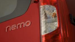 Citroen Nemo 2007 - prawy tylny reflektor - wyłączony