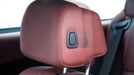 BMW Seria 6 E63 2007 - zagłówek na fotelu pasażera, widok z przodu