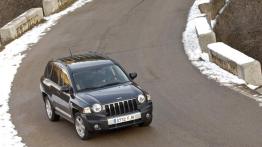 Jeep Compass 2007 - widok z przodu
