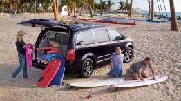 Dodge Caravan V Grand Caravan 3.8 215KM 158kW od 2008