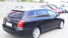 Bez emocji - Toyota Avensis (2003-2008)