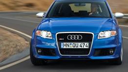 Audi A4 B7 RS4 Sedan 4.2 V8 FSI 420KM 309kW 2005-2008