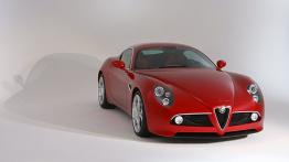 Alfa Romeo 8C Competizione 4.7 V8 450KM 331kW od 2008