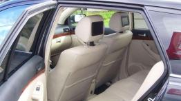 Bez emocji - Toyota Avensis (2003-2008)