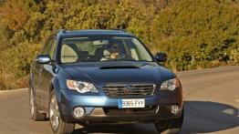 Subaru Legacy Outback 2008 - widok z przodu